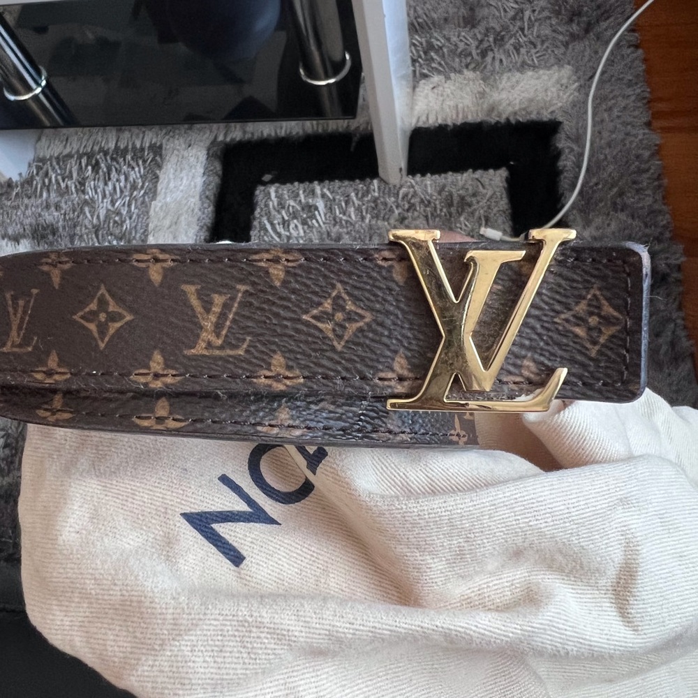 Lv women belt
